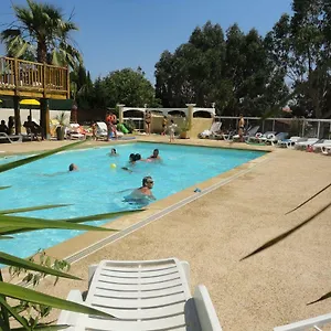 camping-les-acacias.fr-provencehotel.com/
